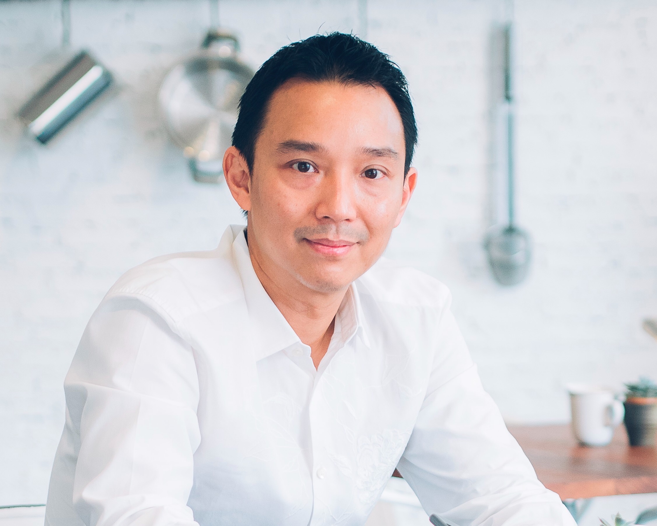 ศรายุทธ เอกะหิตานนท์ (Srayut Ekahitanonda)