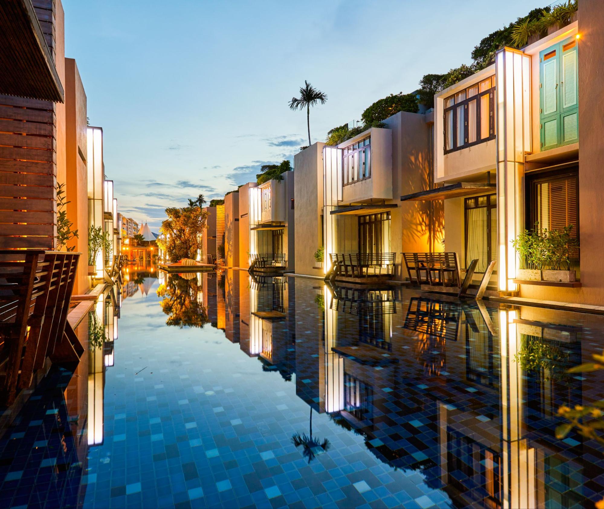 Lagoon Pool 120 เมตร Let's Sea Hua Hin สระว่ายน้ำยาว