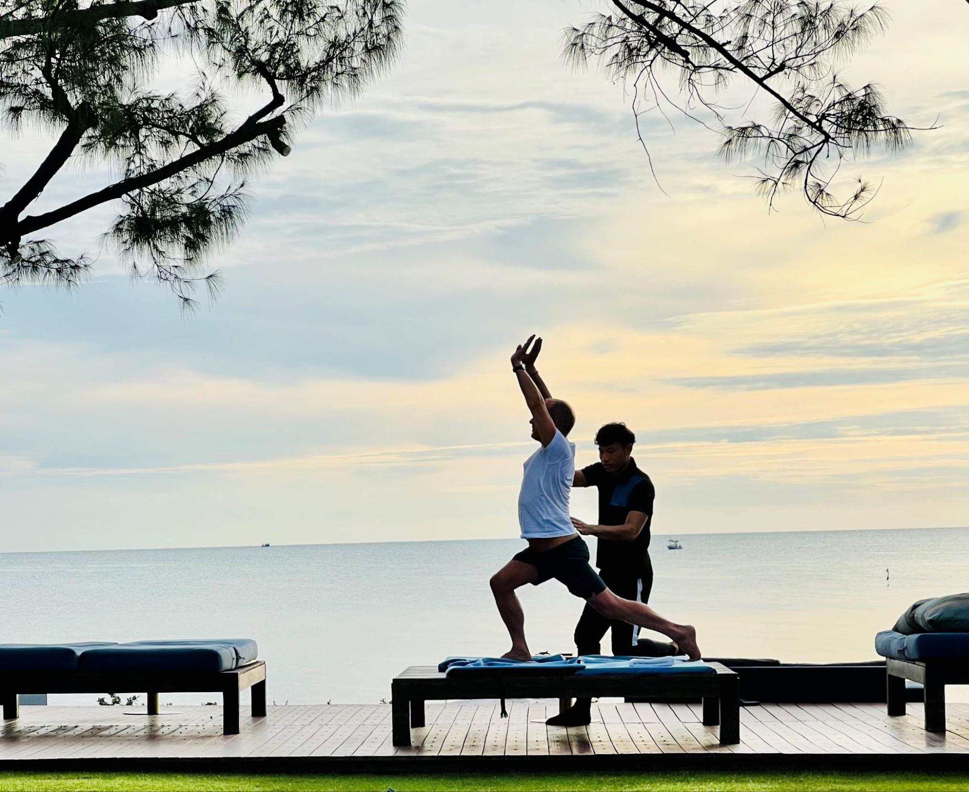 Let's Sea Hua Hin Beachfront Estate วิวทะเลโรงแรมหัวหิน