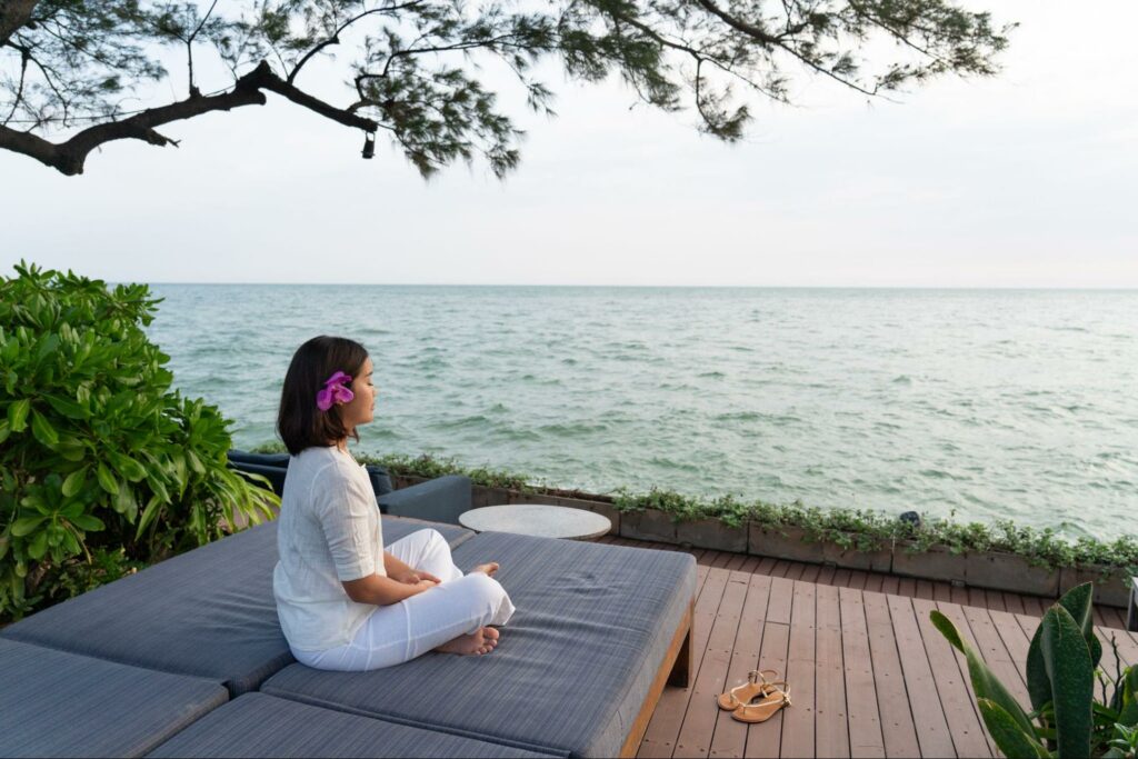 The relaxed atmosphere of Hua Hin town, calm and easy-going by the sea