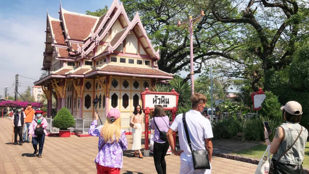 ไปหัวหินแบบอยู่ยาว 5-7 วัน ฐานแรกของนักท่องเที่ยวยุโรป